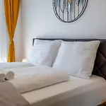 Myflat Coral 10 Premium * Siófok