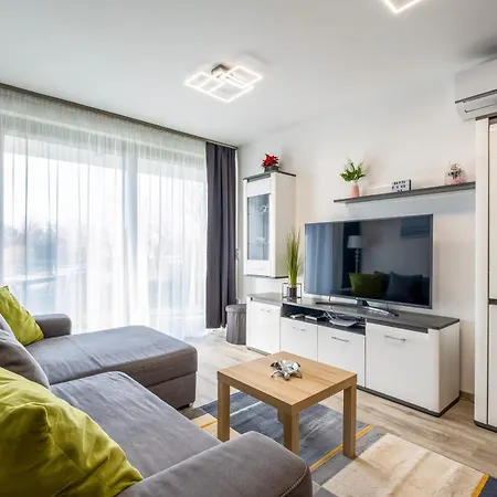 Myflat Coral 10 Premium Apartment Siofok